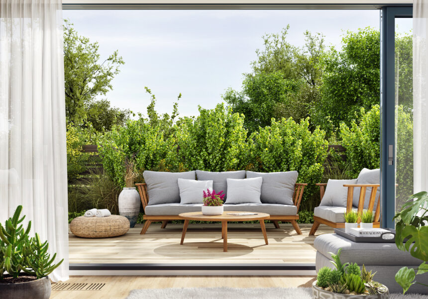 DIY Outdoor Entertaining Spaces: Transform Your Backyard into a Summer Oasis